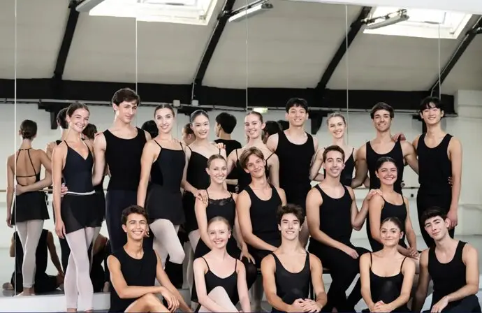 Ballet Junior de la &Oacute;pera de Par&iacute;s. / x