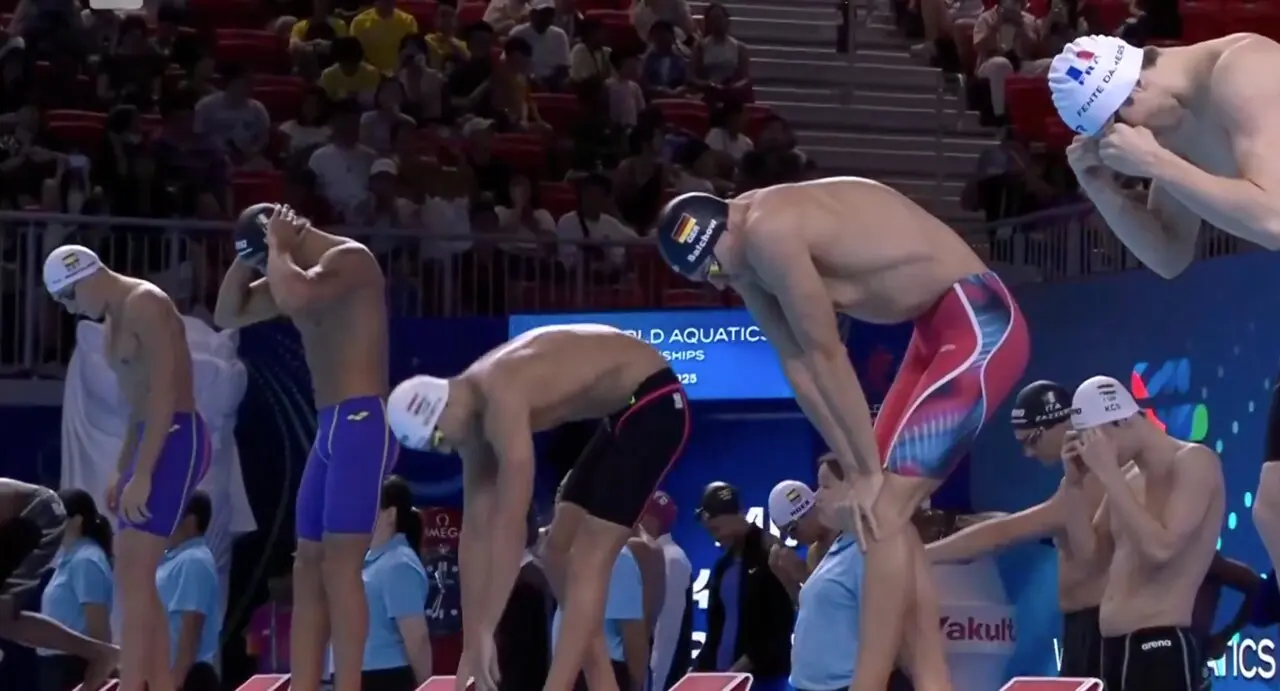 Prueba de relevo mixto de 4x100 metros libre. / X