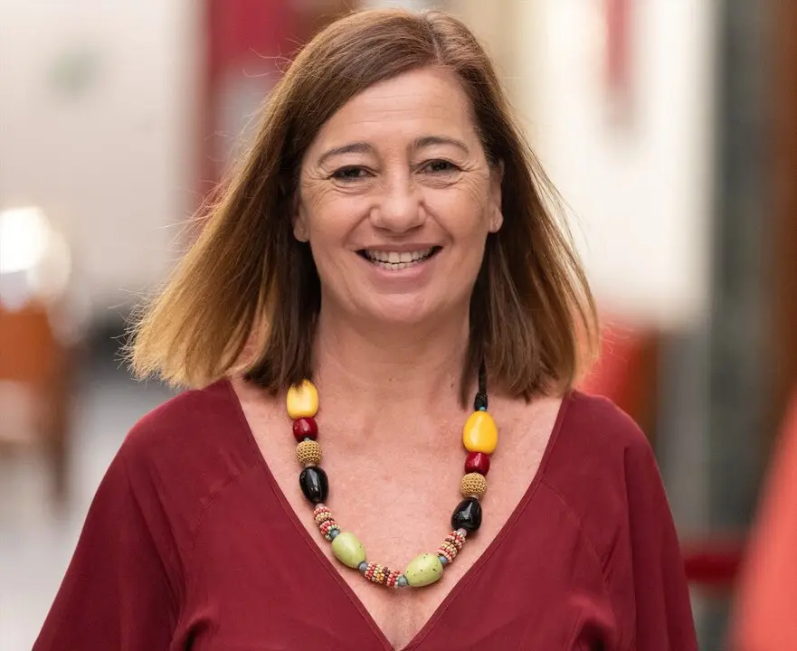La presidenta del Congreso, Francina Armengol, a su llegada una reuni&oacute;n de la Mesa del Congreso de los Diputados. / Eduardo Parra