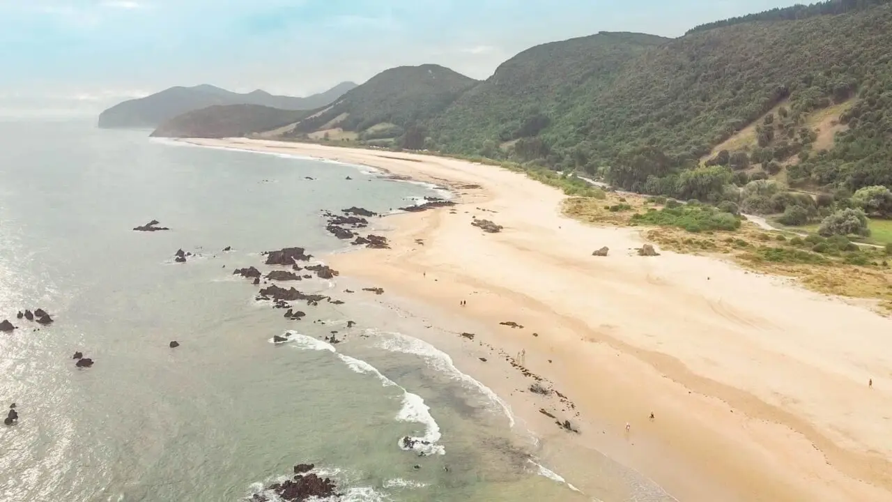 Playa de Trengand&iacute;n, en Noja. / EP