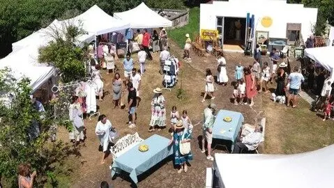 Vista desde arriba del mercadillo. / Organizaci&oacute;n