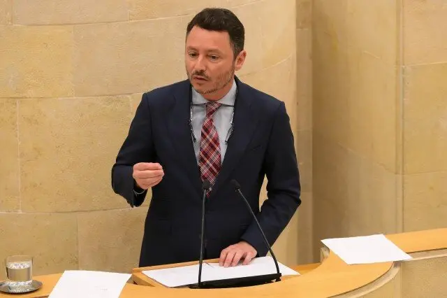 El diputado y portavoz del Turismo en el Parlamento de Cantabria, Alejandro Liz. / EP
