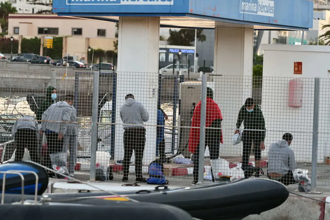 Varios migrantes llegados a Ceuta. / EP