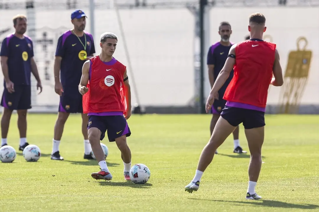 Gavi durante un entrenamiento con el club. / EP