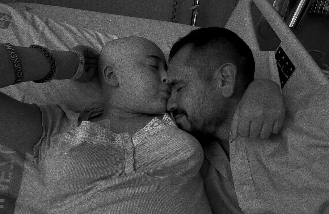 Isa y su padre en su &uacute;ltima foto juntos en redes sociales. / @criscancer.dani