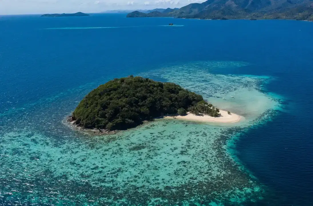 Sensay Island. / S.I