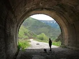Su tama&ntilde;o bati&oacute; r&eacute;cords en su &eacute;poca, pero el t&uacute;nel de Yera en Cantabria jam&aacute;s vio la actividad para la que fue dise&ntilde;ado. / UC