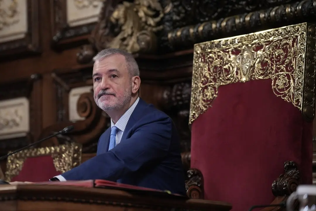 Jaume Collboni durante un pleno en el Ayuntamiento de Barcelona. / David Zorrakino