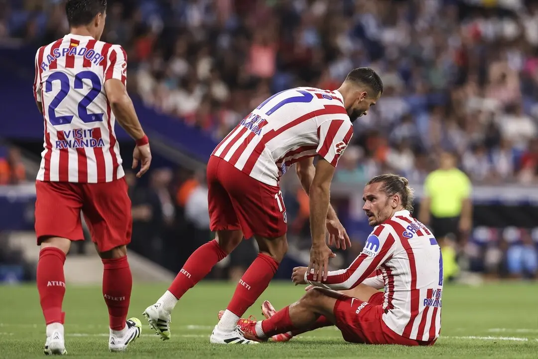 Los jugadores del Atl&eacute;tico de Madrid durante el partido ante el Espanyol. / EP