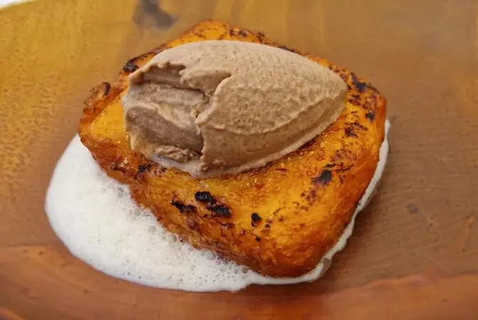 Uno de los postres que ofrece el restaurante. / A.E