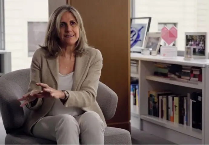Documental 'Mujer, papel y tijera', de Ana Gallego Cui&ntilde;as. / x