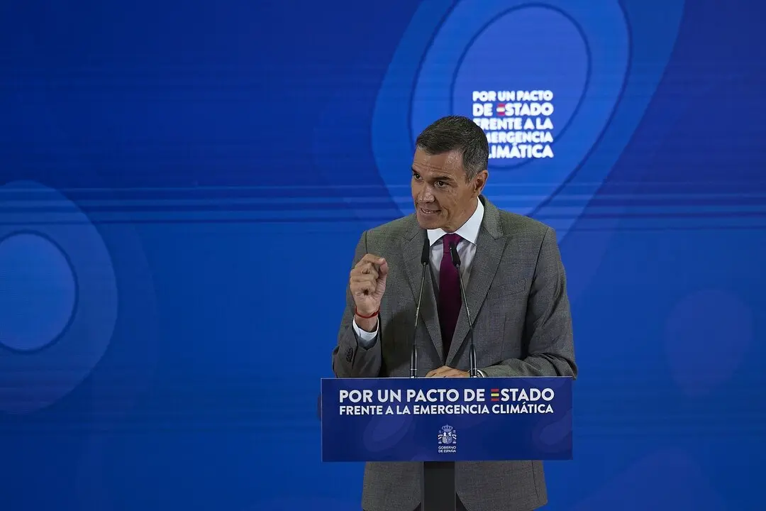 El presidente del Gobierno, Pedro S&aacute;nchez, clausura el acto 'Por un pacto de Estado frente a la emergencia clim&aacute;tica'. / Jes&uacute;s Hell&iacute;n