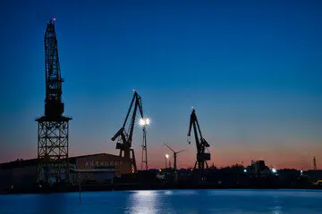 Entre bosques de roble y la r&iacute;a de Sol&iacute;a naci&oacute; uno de los enclaves industriales m&aacute;s poderosos de la Espa&ntilde;a moderna. / A.S.P