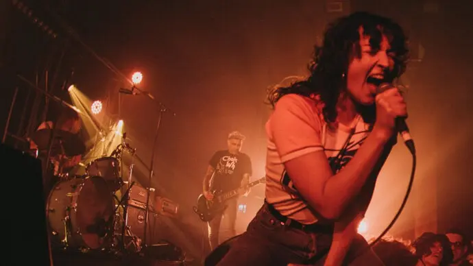 La banda de punk, Dick Move. / x