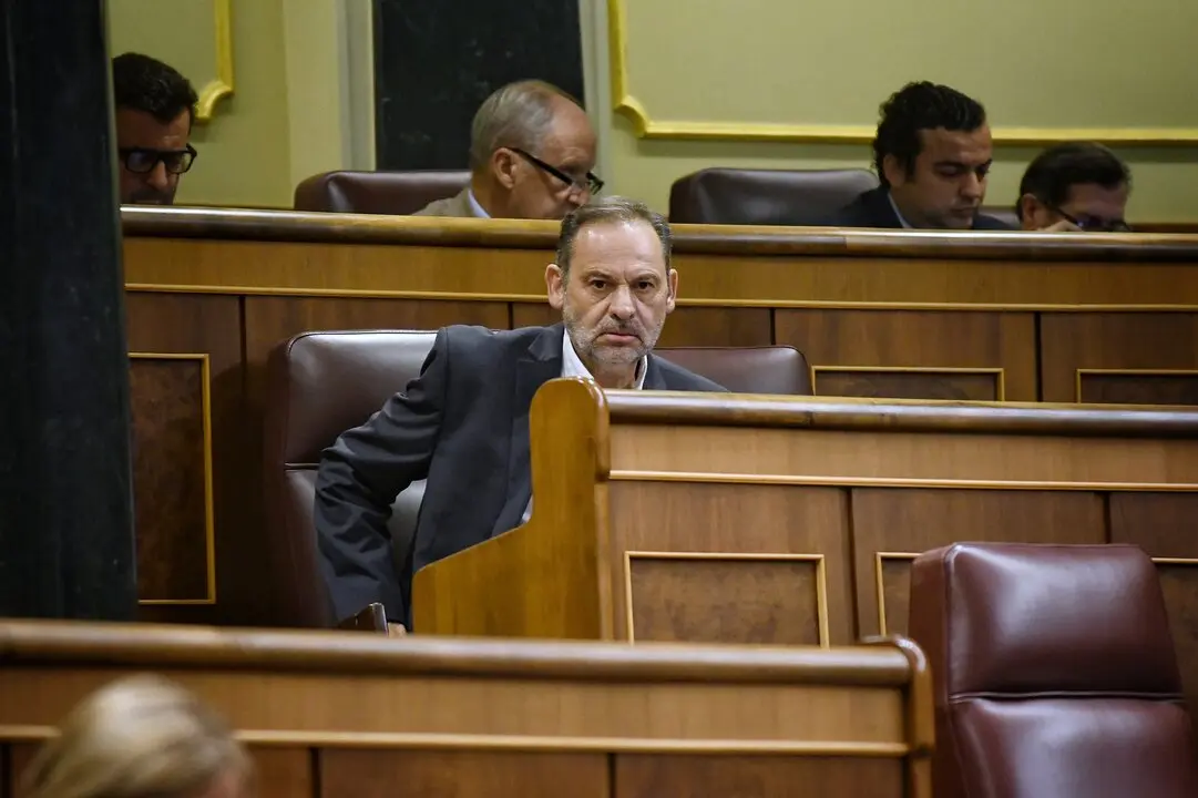 Jos&eacute; Luis &Aacute;balos durante una sesi&oacute;n plenaria extraordinaria. / EP
