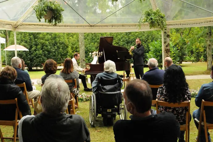 Un recital del Campus WOM. / x