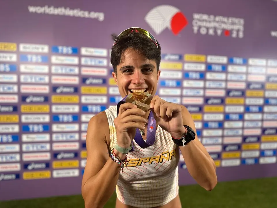 Mar&iacute;a P&eacute;rez logra su tercer oro mundial en Tokio