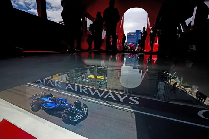 El piloto de F1, el madrile&ntilde;o Carlos Sainz en Bak&uacute;. / x