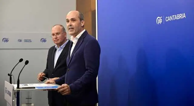 Los &lsquo;populares&rsquo;, Miguel Tellado y Juan Jos&eacute; Alonso. / PP