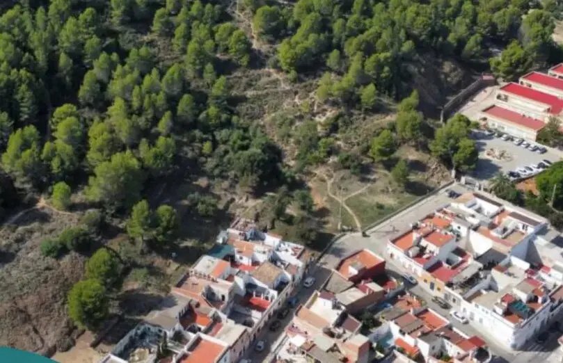 Inmediaciones del paraje de La Creu en el que se ha encontrado un cuerpo carbonizado. / A.O.