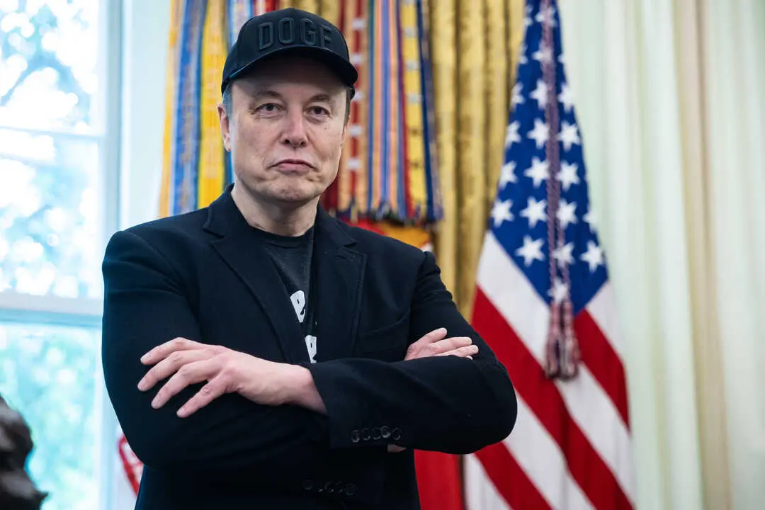 Elon Musk inst&oacute; a cancelar las suscripciones a Netflix por su "agenda transg&eacute;nero". / EP