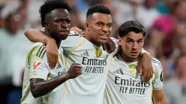 Real Madrid 3-1 Villarreal: resumen y goles LaLiga EA Sports (J8)Sportian