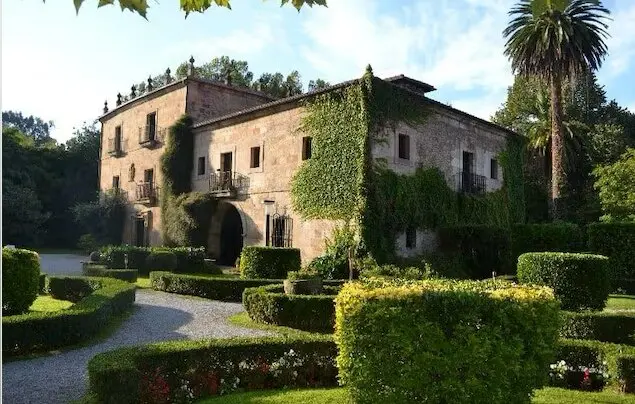 Exterior de la Finca de San Juan donde tuvo lugar la celebraci&oacute;n de la boda de Mar&iacute;a Pombo y Pablo Castellano. / FC