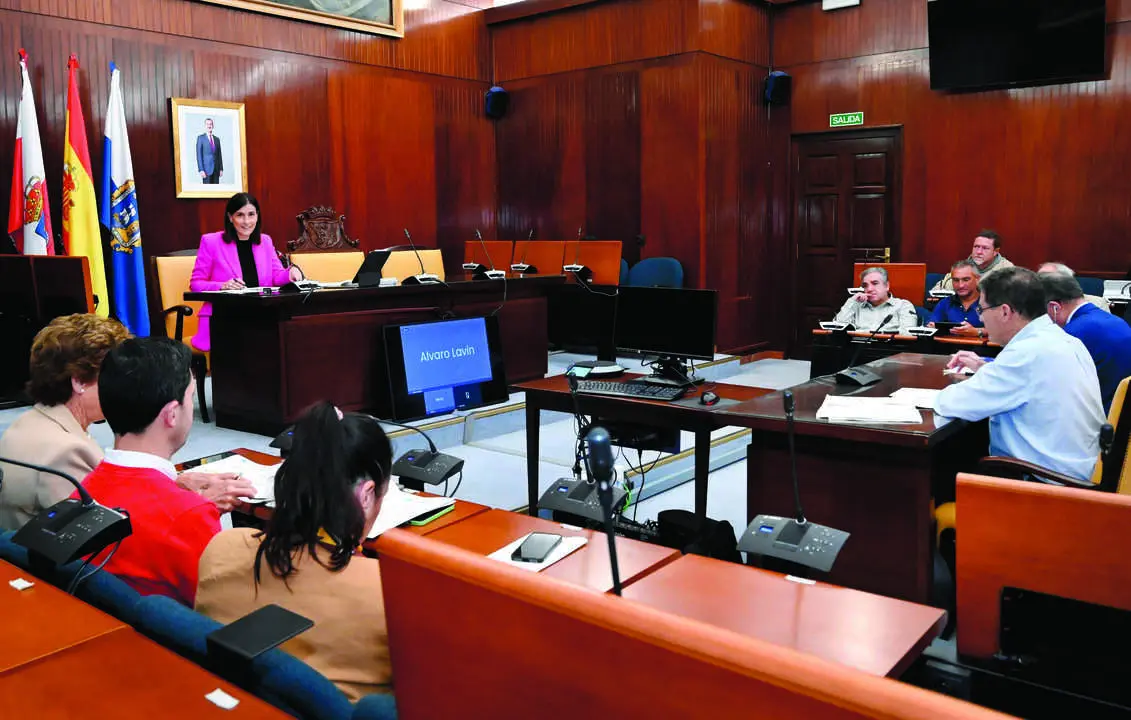 La alcaldesa de Santander, Gema Igual, presenta el presupuesto del IMD para 2026. / A.E