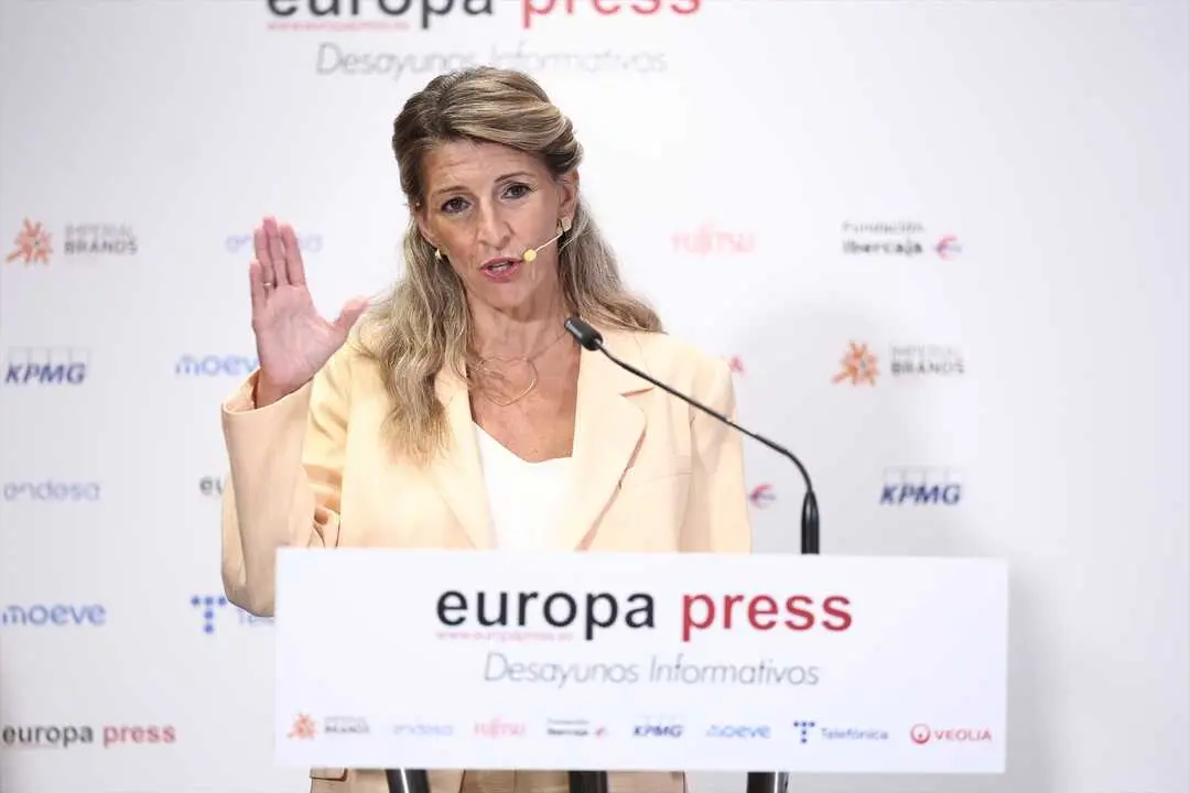La vicepresidenta segunda del Gobierno y ministra de Trabajo y Econom&iacute;a Social, Yolanda D&iacute;az, protagoniza un desayuno informativo de Europa Press. / Eduardo Parra