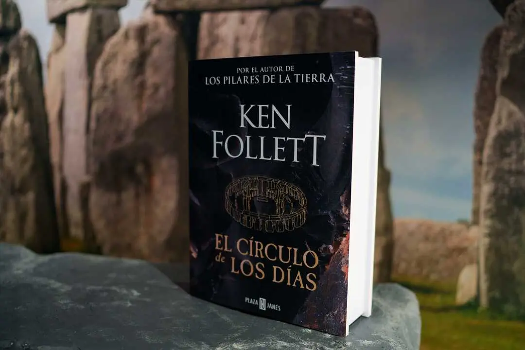 La nueva novela de Ken Follet 'El c&iacute;rculo de los d&iacute;as'. / Mat&iacute;as Chiofalo