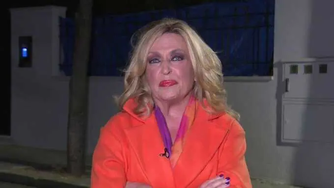 Lydia Lozano durante su aparici&oacute;n en De Viernes. / Telecinco