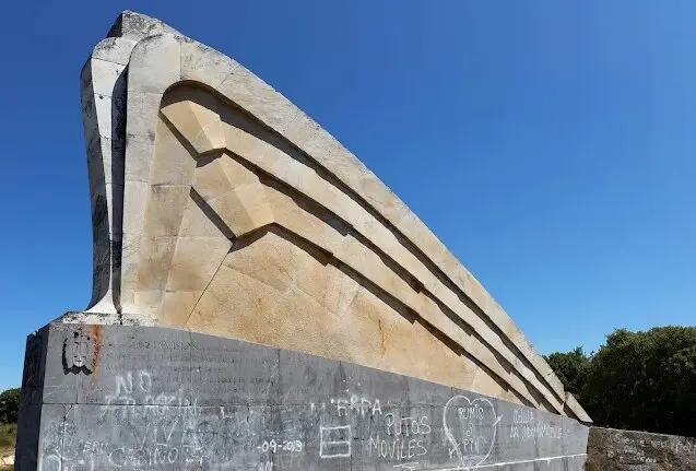 El &Aacute;guila de Sagard&iacute;a. / X
