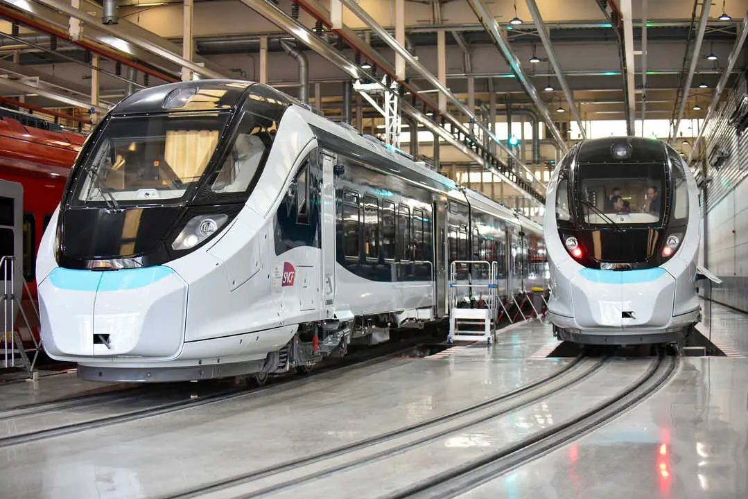 Los nuevos trenes de Cercan&iacute;as para Cantabria podr&iacute;an no llegar hasta 2027, incumpliendo los plazos comprometidos por el Gobierno central. / Alerta