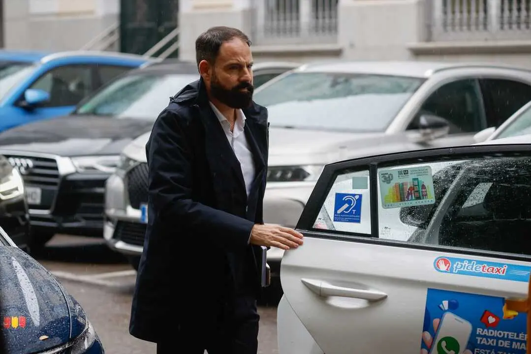 El exgerente del PSOE, Mariano Moreno Pav&oacute;n, a su llegada al Tribunal Supremo. / Alejandro Mart&iacute;nez V&eacute;lez