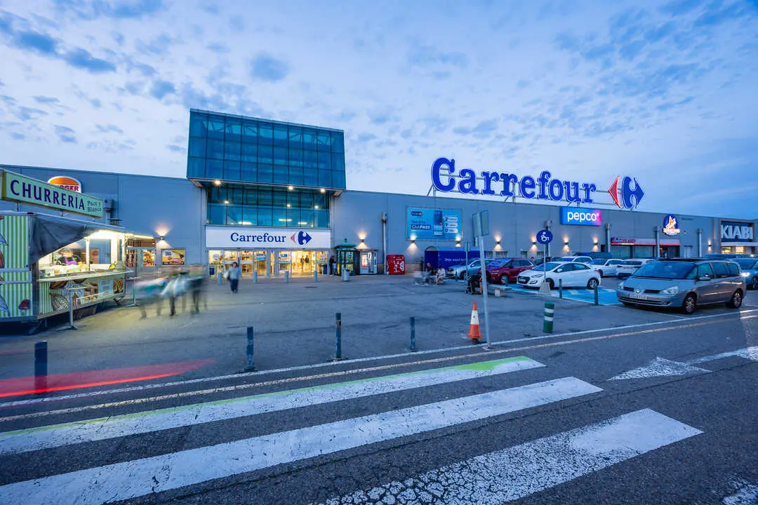 Centro Comercial Carrefour en El Alisal. / ALERTA