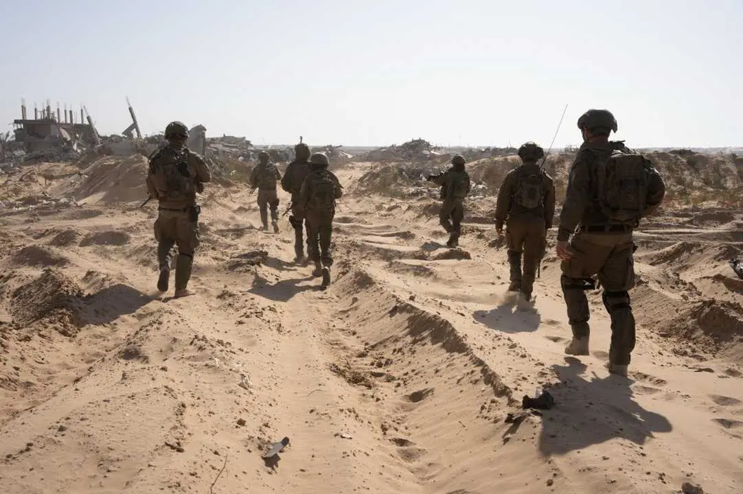 Tropas israel&iacute;es operando en la Franja de Gaza. / EP