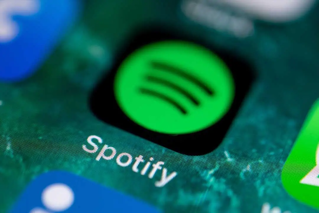 El &iacute;cono de Spotify en un m&oacute;vil. EP / Archivo