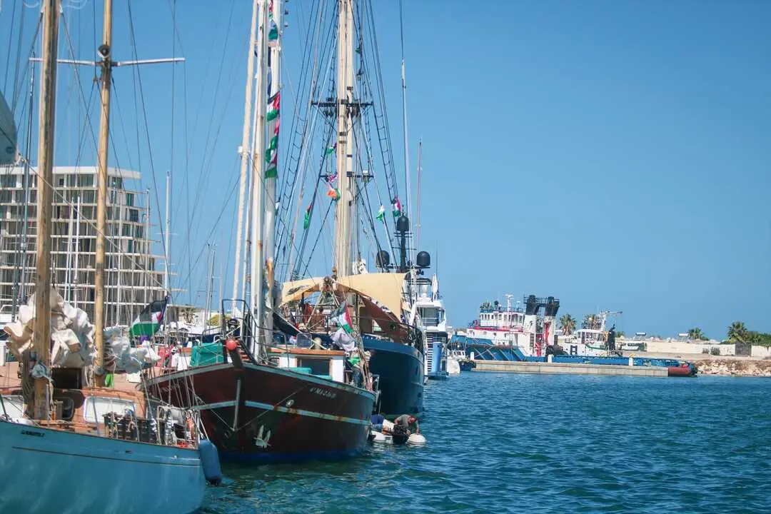 Una de las embarcaciones de la Global Sumud Flotilla interceptada por Israel. / EP