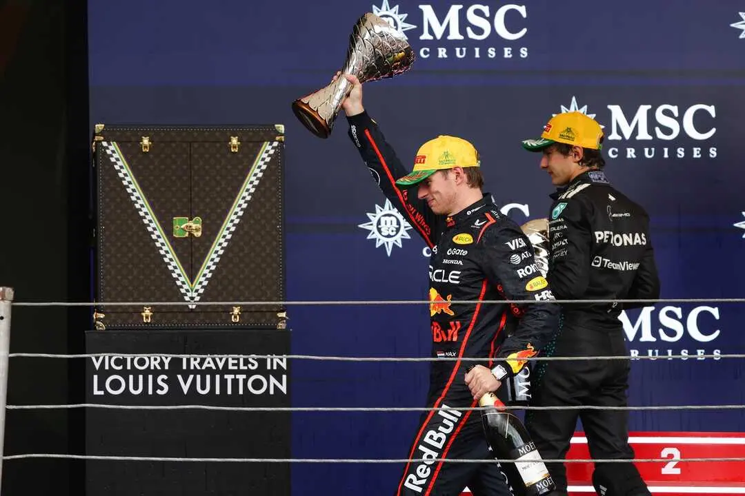 Verstappen durante el GP de ayer. / EP