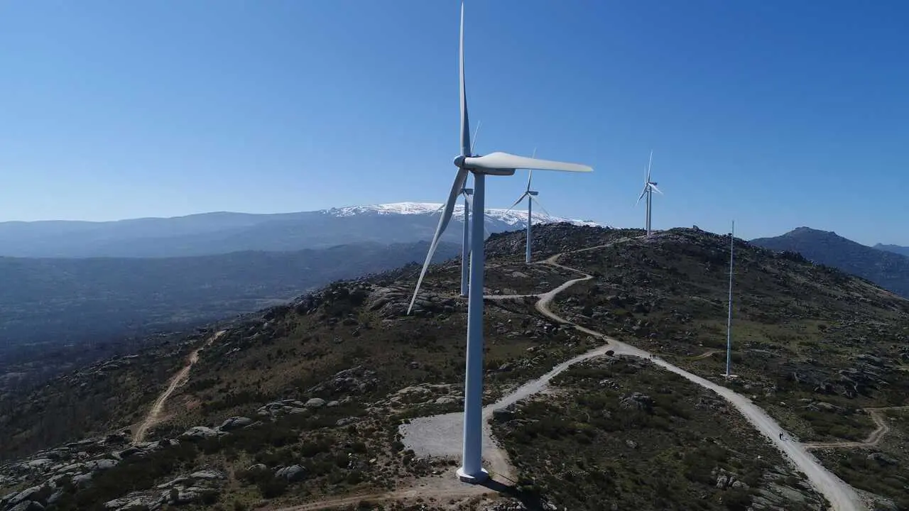 Cantabria avanza en nuevos parques e&oacute;licos, pero sigue atrasada en potencia y producci&oacute;n. / alerta