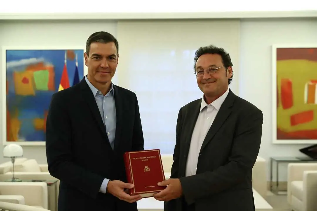 Pedro S&aacute;nchez y &Aacute;lvaro Garc&iacute;a Ortiz. / Archivo / EP