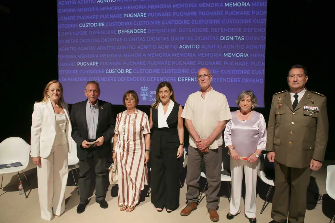 La nueva ley introduce cambios clave: m&aacute;s ayudas, m&aacute;s supuestos y m&aacute;s personas protegidas./ a.e