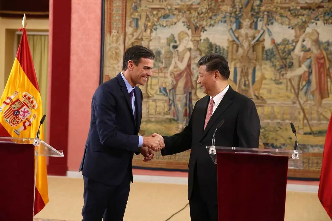El presidente del Gobierno Pedro S&aacute;nchez preside junto al presidente de China Xi Jinping. / EP