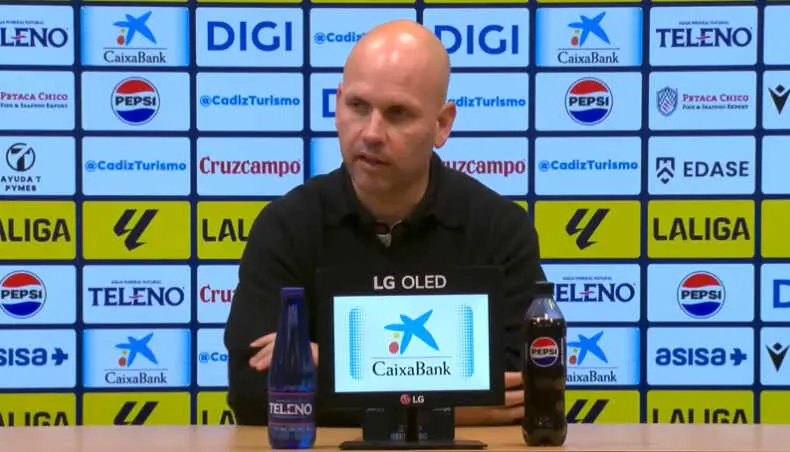 Jos&eacute; Alberto durante la rueda de prensa en C&aacute;diz. / RRSS