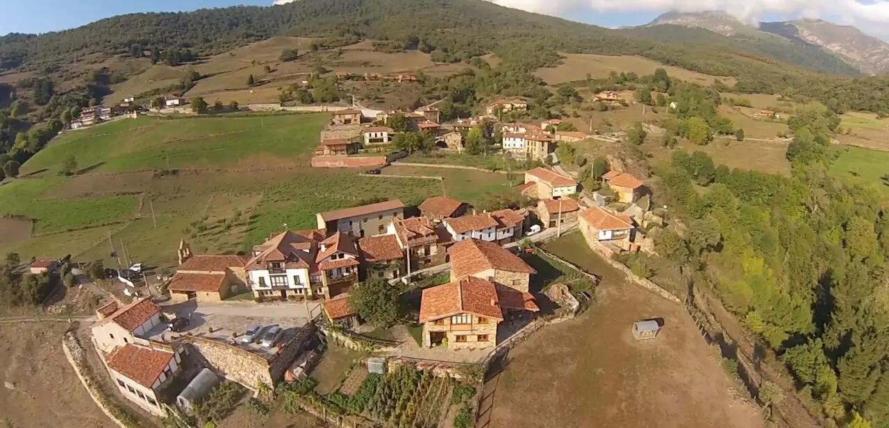 Vista a&eacute;rea de Cahecho. / RRSS
