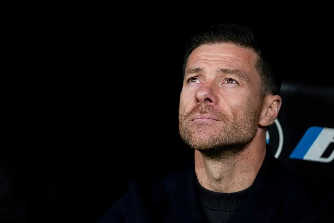 El Madrid sufre sin un cerebro en la medular, y Xabi Alonso lo sabe: sin un organizador, no hay estilo, ni control, ni Europa. / EP