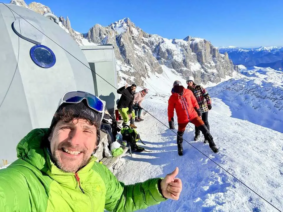 Este a&ntilde;o, Nani comparti&oacute; su pasi&oacute;n por la monta&ntilde;a con Adri&aacute;n, Tania y Oihana. / a.e