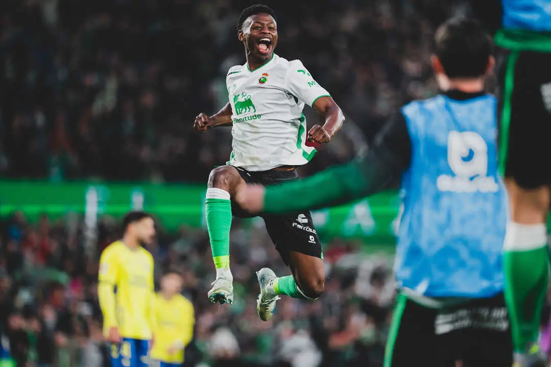 El Racing de Santander celebra su &uacute;ltimo triunfo. / RRC