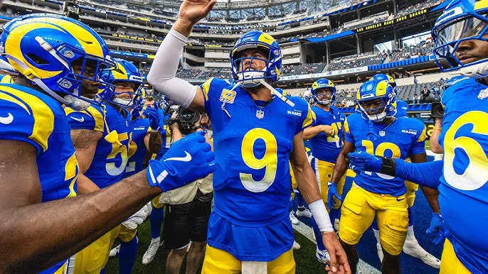 Los Angeles Rams quienes se enfrentar&aacute;n a los Seattle Seahawks. / YT