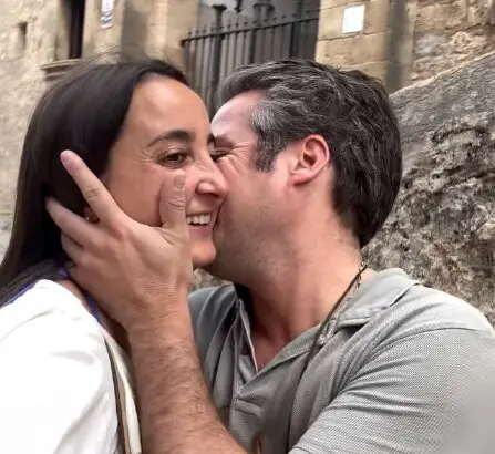 Lucia Pombo y &Aacute;lvaro L&oacute;pez Huerta esperan su primer beb&eacute;. / RRSS